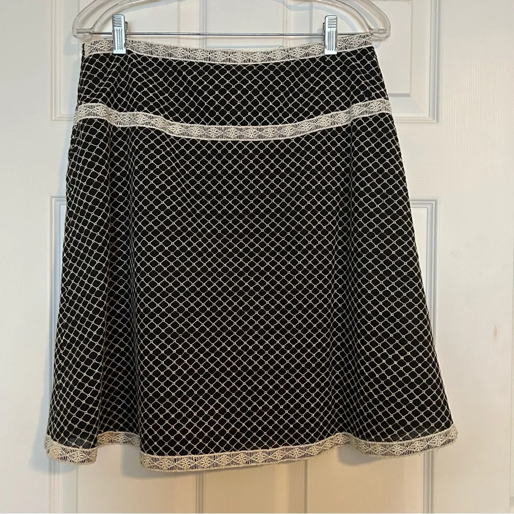 Patterned skirt - Picture 2 of 3
